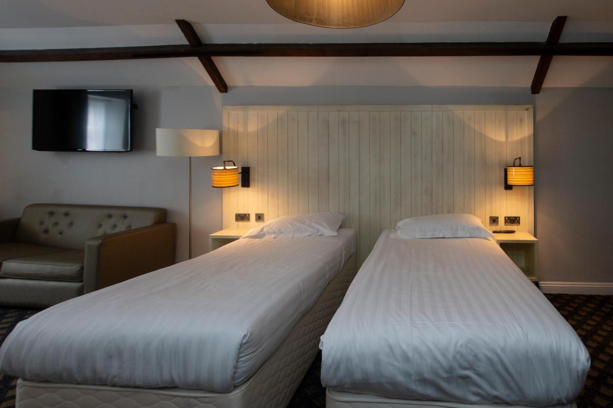 The King'S Head Hotel Wetherspoon Beccles Exteriér fotografie