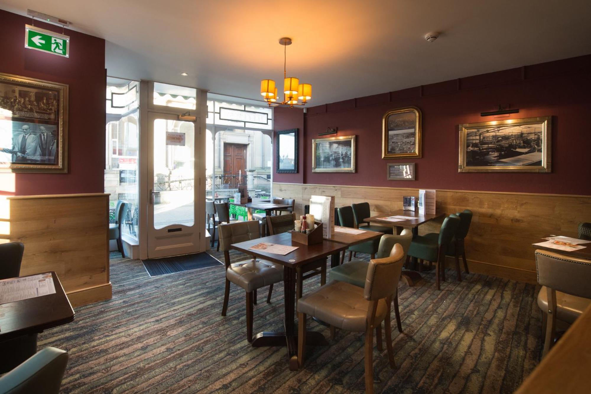 The King'S Head Hotel Wetherspoon Beccles Exteriér fotografie