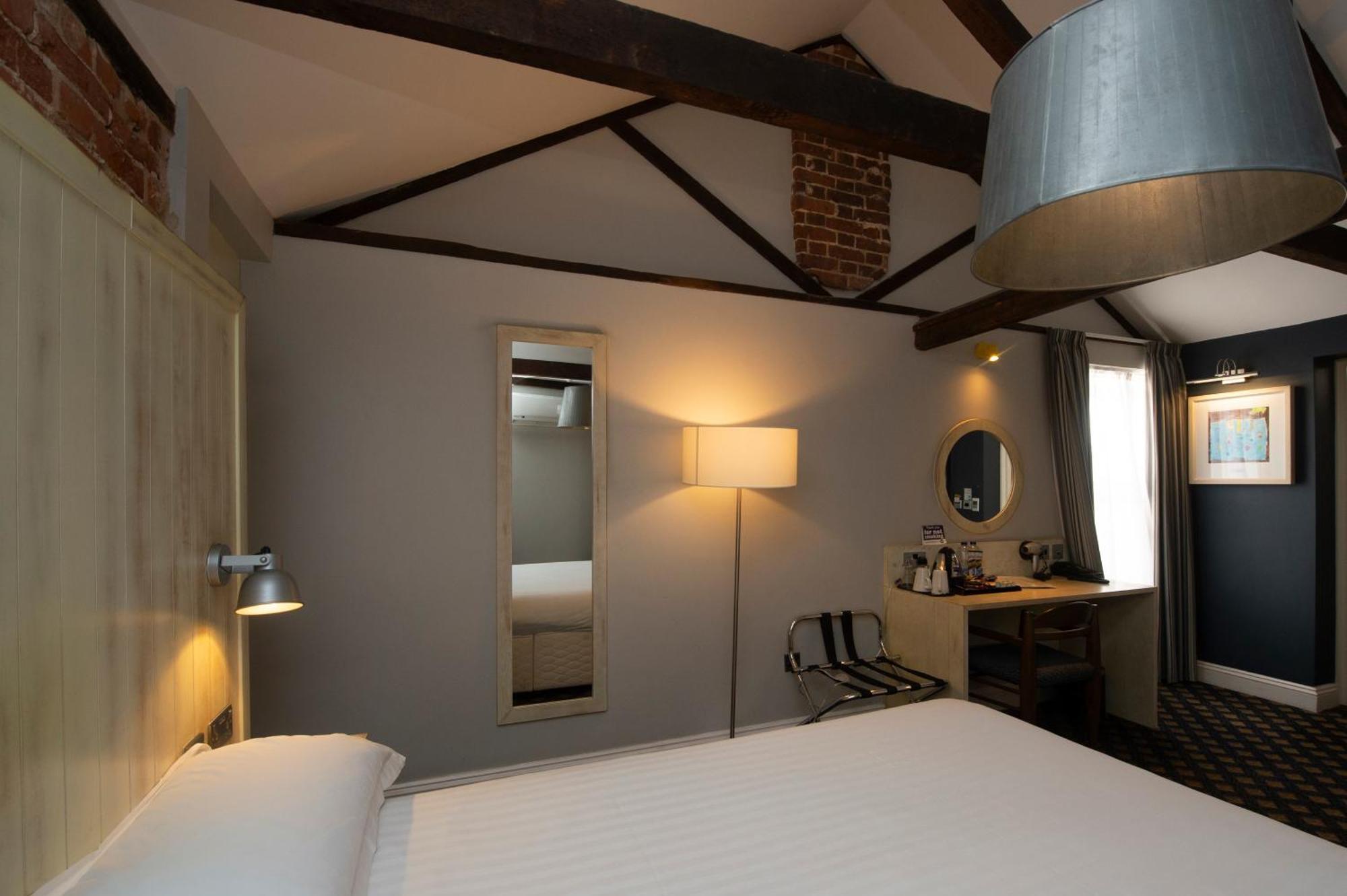 The King'S Head Hotel Wetherspoon Beccles Exteriér fotografie